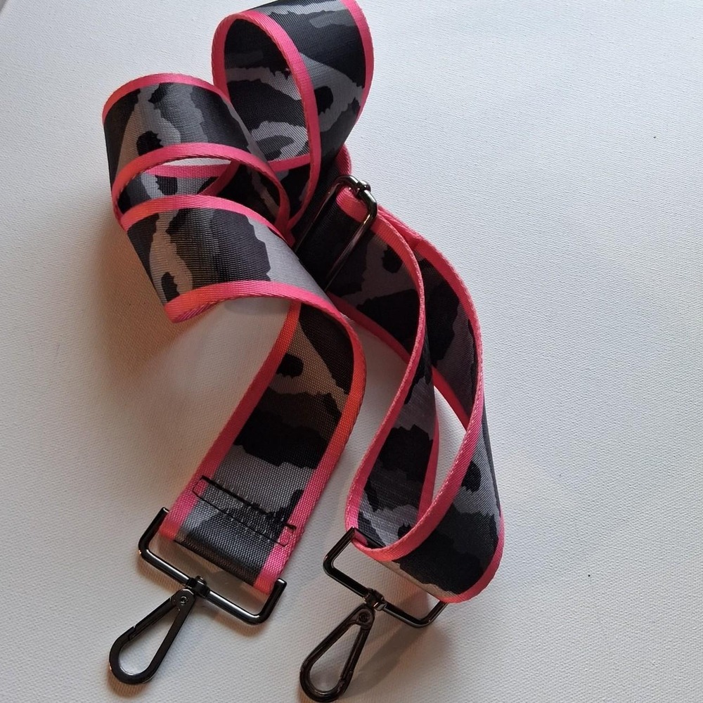 Womens purse strap gray & pink camo new strap with pink trim